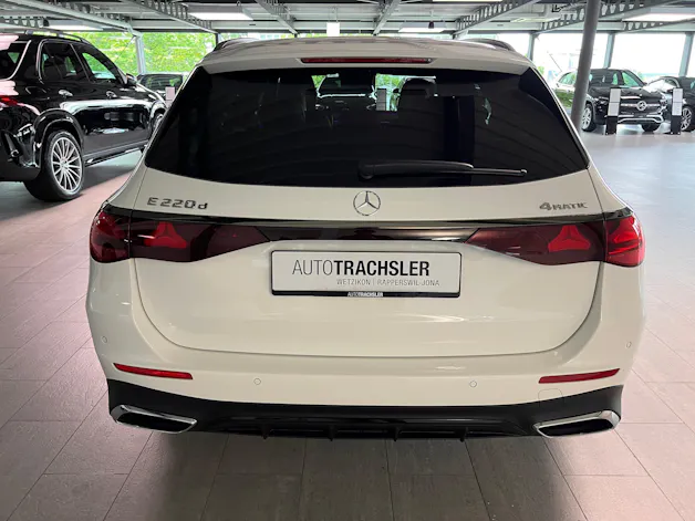Mercedes-Benz E 220 d T 4Matic 9G-Tronic