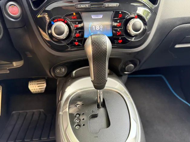 Nissan Juke 1.6 DIG-T tekna 4x4 Xtronic M-CVT