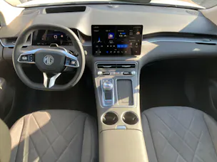 MG S6 EV 77kWh Luxury AWD