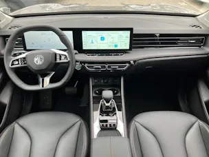 MG HS 1.5 T Hybrid+ Luxury
