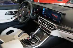 BMW M3 Touring xDrive Competition M Aventurine Red III Keramik-Bremse