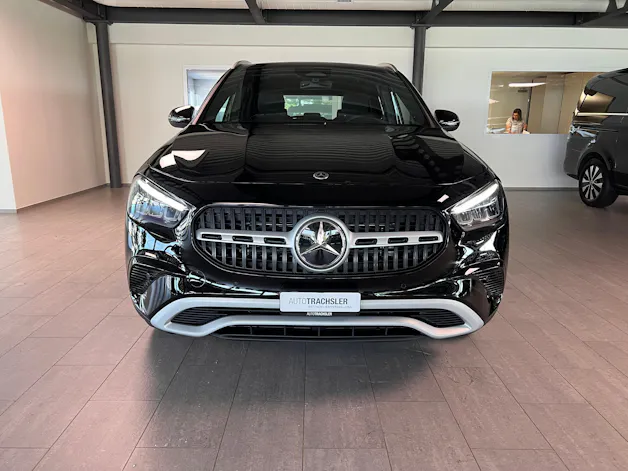 Mercedes-Benz GLA 250 e EQ Star 8G-DCT