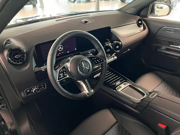 Mercedes-Benz GLA 250 e EQ Star 8G-DCT