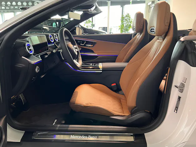 Mercedes-Benz CLE 300 Cabrio 4Matic 9G-Tronic