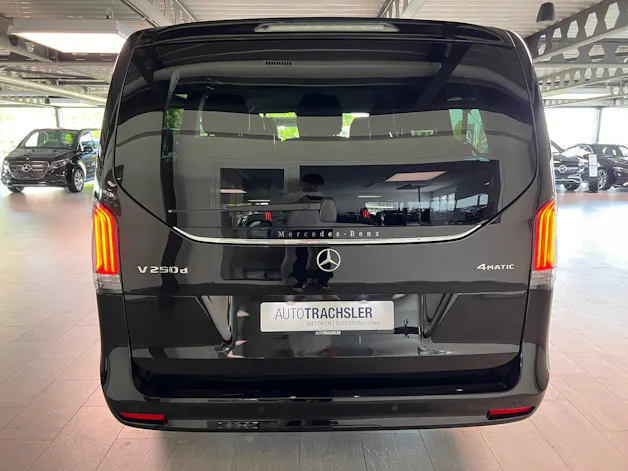 Mercedes-Benz V 250 d lang Avantgarde 4Matic G-Tronic
