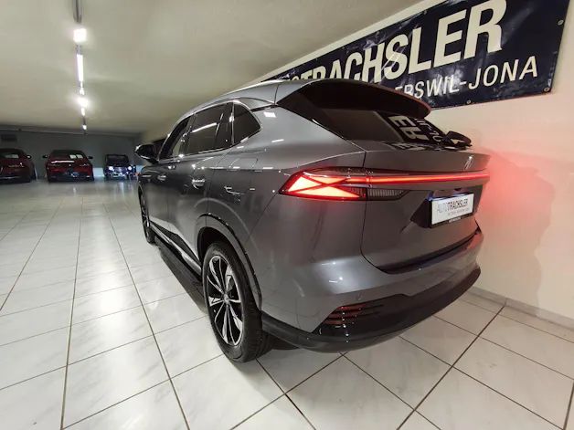 MG HS 1.5 PHEV Luxury