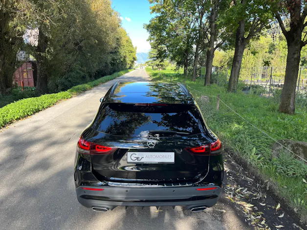 Mercedes-Benz GLA 200 4Matic AMG Line 8G-DCT