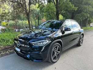 Mercedes-Benz GLA 200 4Matic AMG Line 8G-DCT
