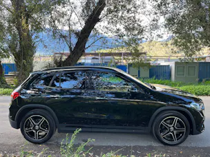 Mercedes-Benz GLA 200 4Matic AMG Line 8G-DCT