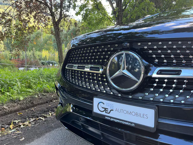 Mercedes-Benz GLA 200 4Matic AMG Line 8G-DCT