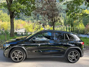 Mercedes-Benz GLA 200 4Matic AMG Line 8G-DCT