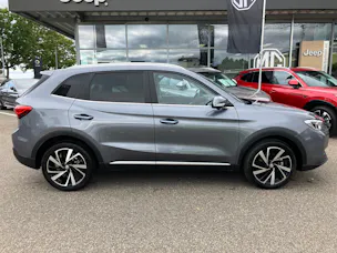 MG ZS 1.5 Hybrid+ Luxury