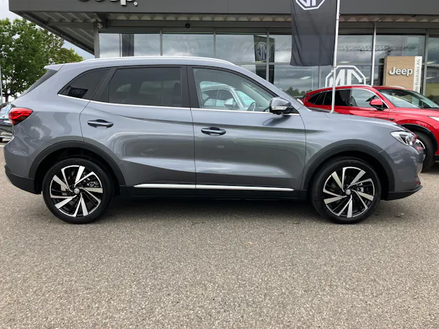 MG ZS 1.5 Hybrid+ Luxury