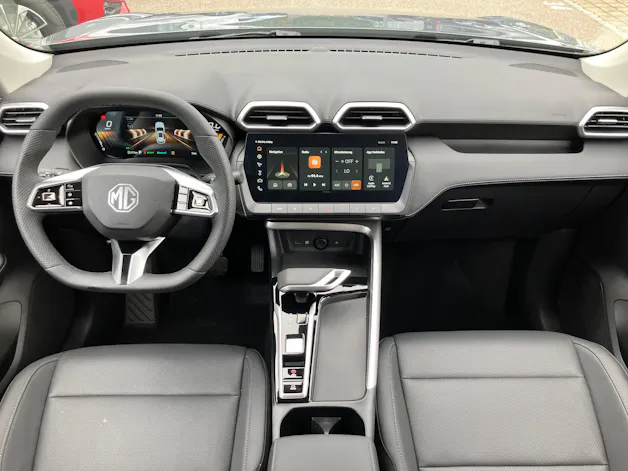 MG ZS 1.5 Hybrid+ Luxury