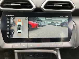 MG ZS 1.5 Hybrid+ Luxury