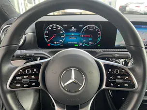 Mercedes-Benz A 250e Style 8G-DCT