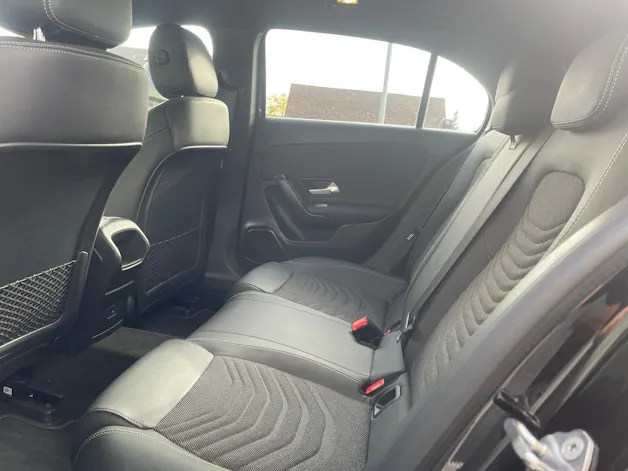 Mercedes-Benz A 250e Style 8G-DCT