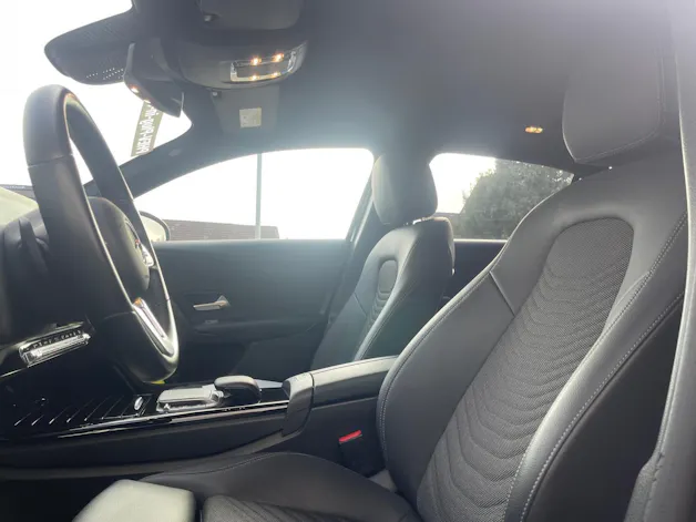 Mercedes-Benz A 250e Style 8G-DCT