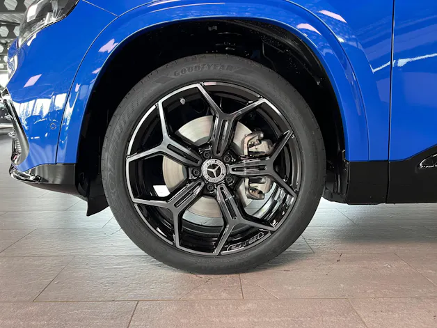 Mercedes-Benz GLB 350 4Matic with EQ Technology