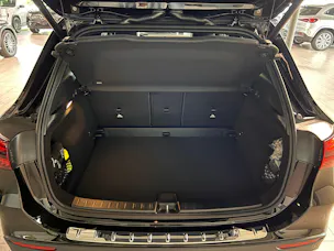 Mercedes-Benz GLA 250 4Matic 8G-DCT Swiss Star