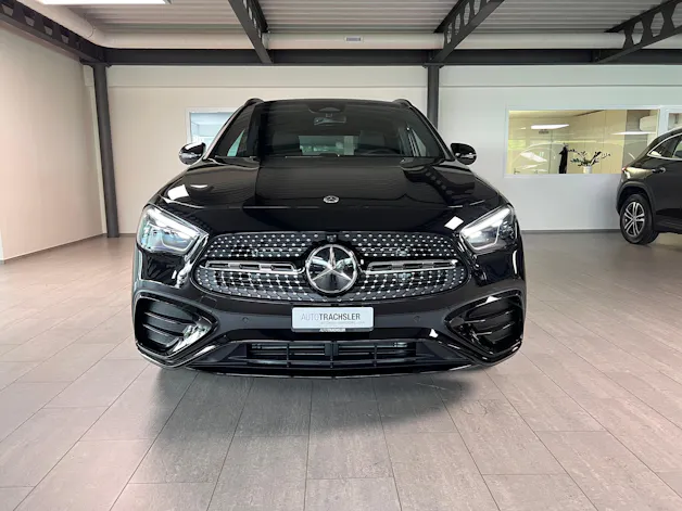 Mercedes-Benz GLA 250 4Matic 8G-DCT Swiss Star