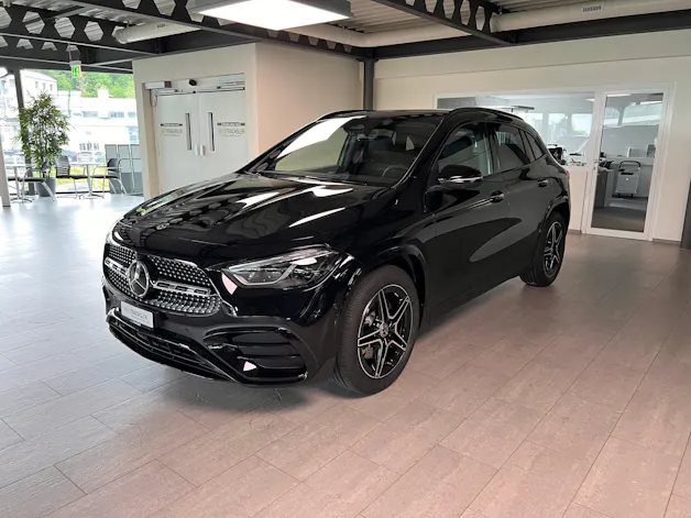 Mercedes-Benz GLA 250 4Matic 8G-DCT Swiss Star