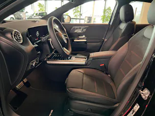 Mercedes-Benz GLA 250 4Matic 8G-DCT Swiss Star