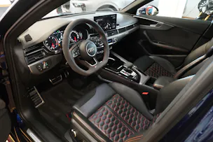 Audi RS4 Avant quattro tiptronic