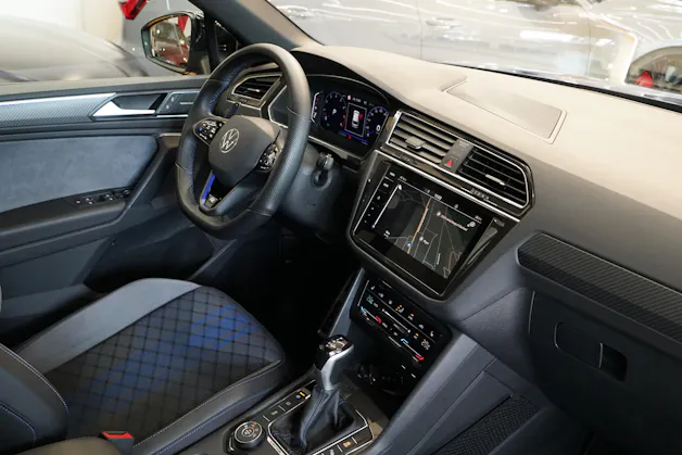 VW Tiguan 2.0TSI R 4Motion DSG "Akrapovic"