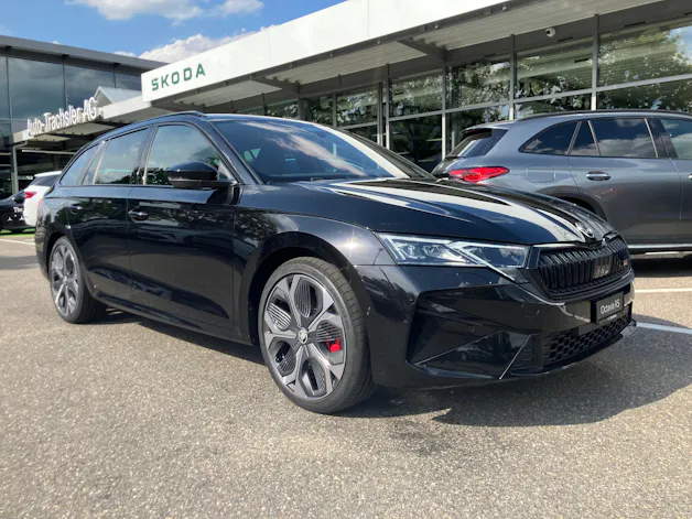 Škoda Octavia Combi 2.0 TSI DSG RS 30 Years Edition