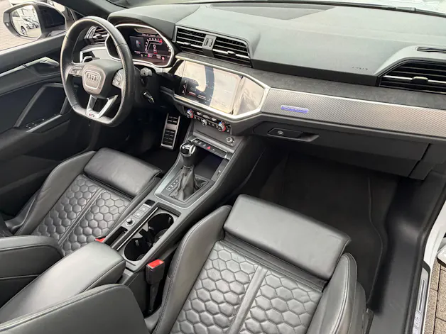 Audi RS Q3 2.5 TFSI quattro S tronic