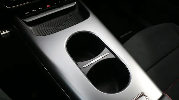 MERCEDES-BENZ CLA 220 8G-DCT 4Matic