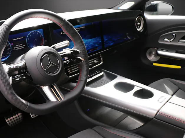 MERCEDES-BENZ CLA 220 8G-DCT 4Matic