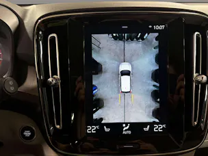 Volvo XC40 B5 Benzin Mild Hybrid AWD Inscription Geartronic