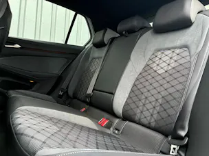 VW Golf 1.5 eTSI mHEV ACT R-Line DSG