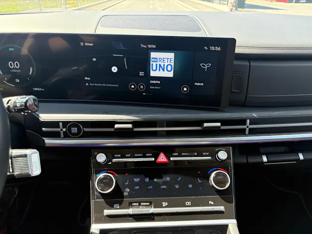 Hyundai Santa Fe 1.6 T-GDi HEV Vertex 4WD Automatic