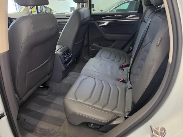 VW Touareg 3.0 TDI Atmosphere R-LINE Exterieur Tiptronic