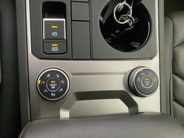 VW Touareg 3.0 TDI Atmosphere R-LINE Exterieur Tiptronic