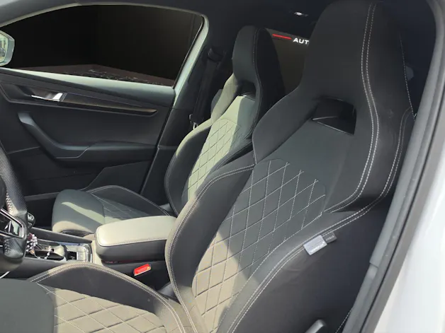 SKODA Karoq 2.0 TSI SportLine 4x4 DSG