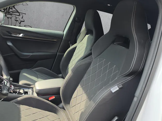 Škoda Karoq 2.0 TSI SportLine 4x4 DSG