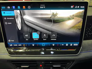 VW Tiguan 1.5 TSI evo2 eHybrid R-Line United DSG