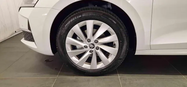 Škoda Octavia Combi 2.0 TDI DSG Selection