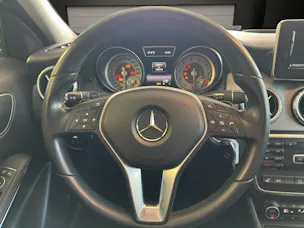 MERCEDES-BENZ GLA 250 Urban 4Matic