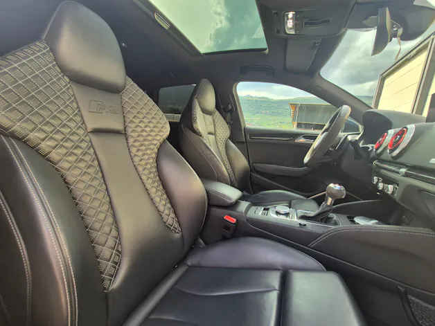 Audi RS3 Sportback 2.5 TSI quattro S-tronic
