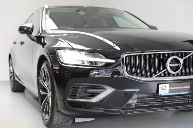 VOLVO V60 T6 eAWD Inscr. Expr.