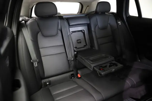 VOLVO V60 T6 eAWD Inscr. Expr.