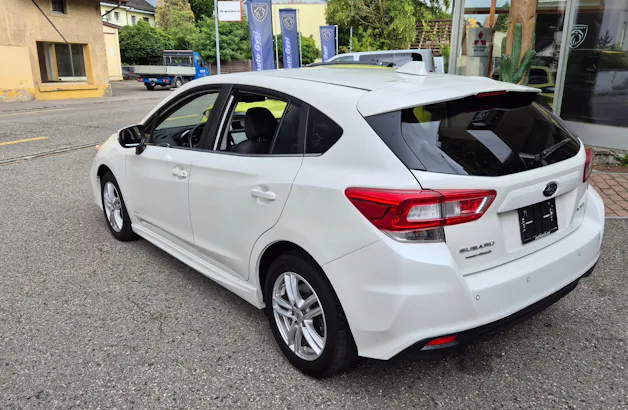 Subaru Impreza 2.0 Luxury AWD