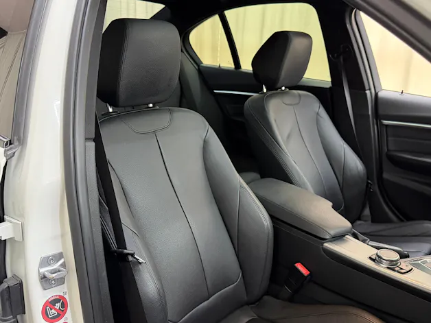 BMW 330e iPerformance M Sport Steptronic