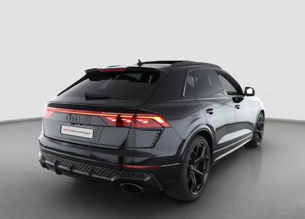 Audi RSQ8 performance quattro
