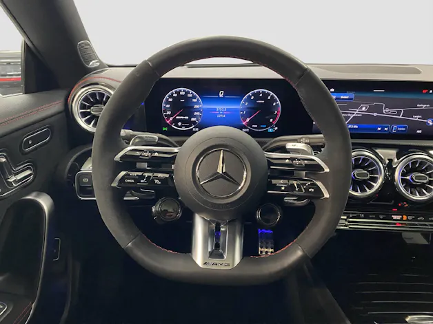 Mercedes-Benz CLA 35 AMG 4MATIC